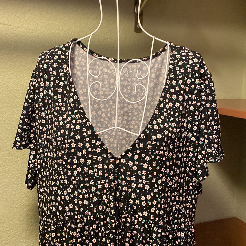 NWOT Short-sleeve Floral Minidress - Picture 2 of 7